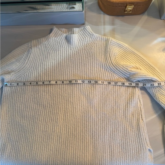 LOFT Chic Cream Women's Turtleneck Sweater US M - Picture 3 of 8